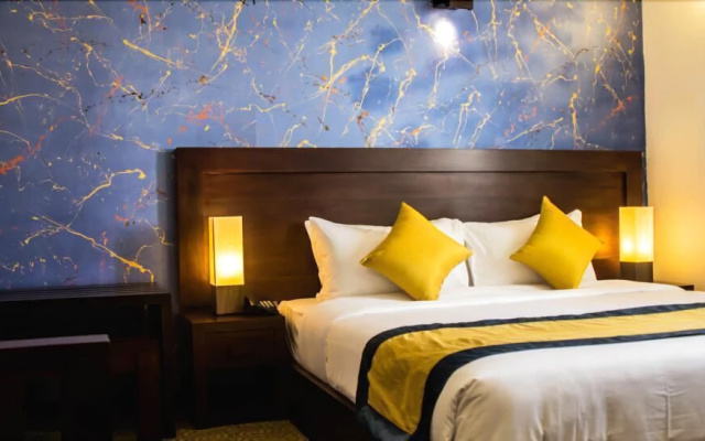 Ceylon City Hotel
