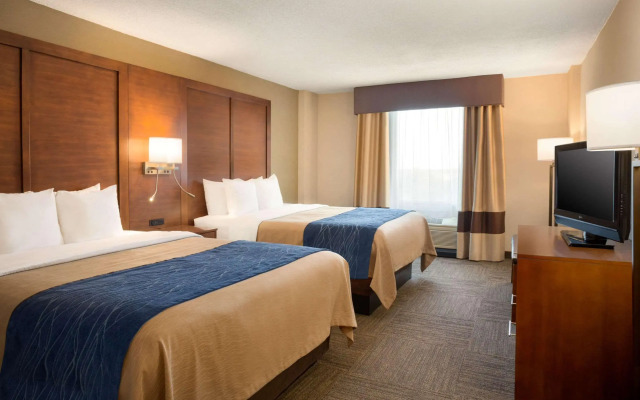 Comfort Inn & Suites Presidential - Downtown Little Rock