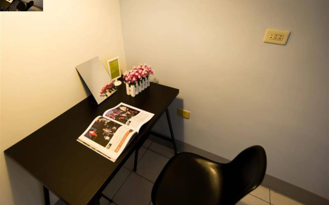 Teacher Li Guesthouse