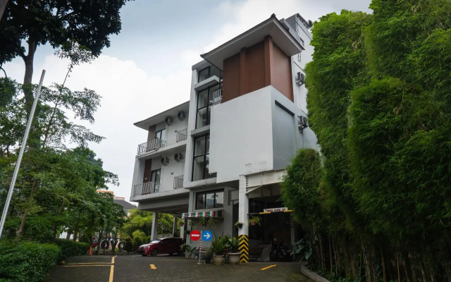 OYO 794 Ln 9 Bandung Guest House