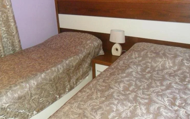 Hotel Dollari