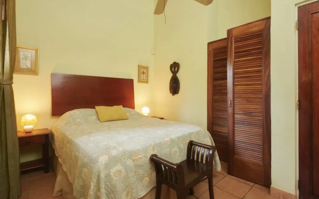 Casa Woodbine Beachfront House