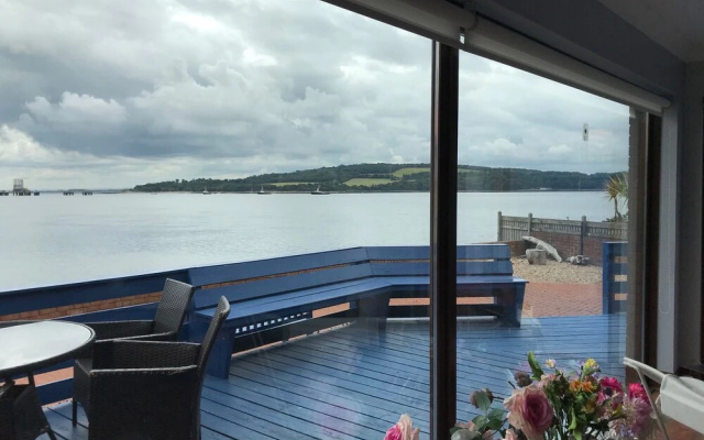 9 East Bay Bed and Breakfast