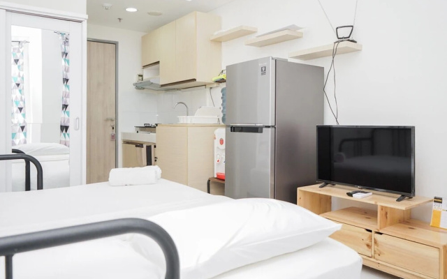 Comfy and Minimalist Studio Akasa Pure Living Apartment