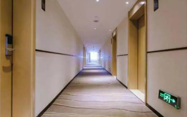 City Comfort Inn Zunyi Xinpulinda Food City