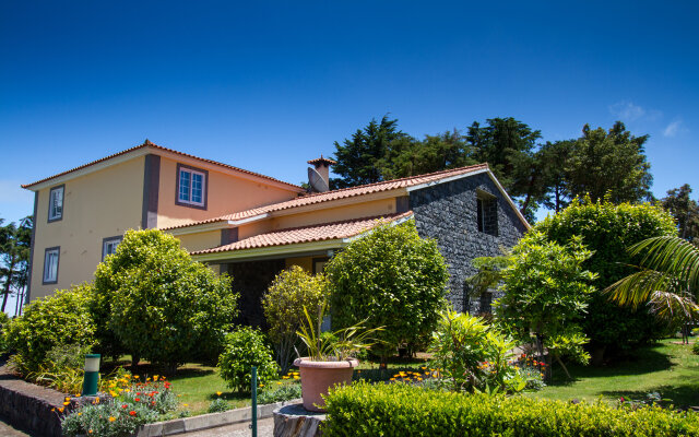 Hotel-rural Estalagem A Quinta Машику вид на фасад