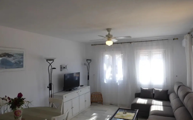 Nice 2 Bedroom Apartment
