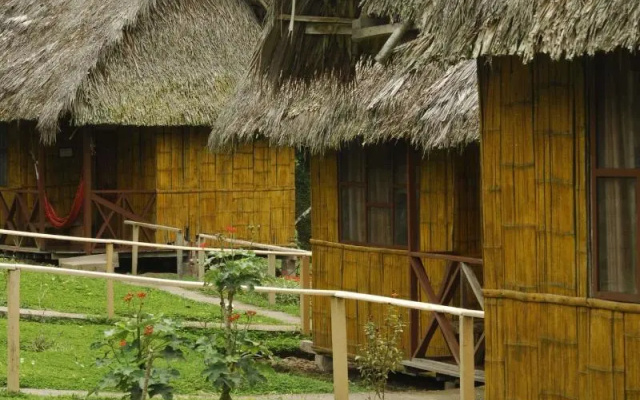 YARINA Eco Lodge