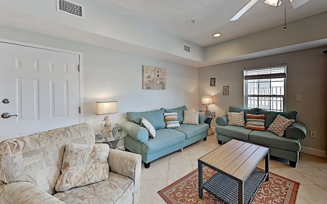 301ambvi 4 Bedroom Condo