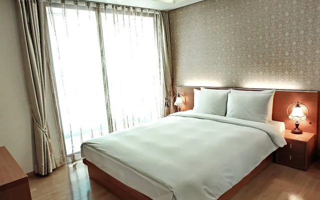 DMC Ville Serviced Apartment for Foreigners