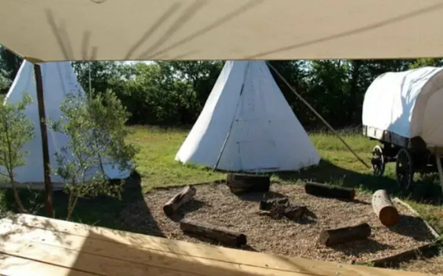 Tipis des Oliviers