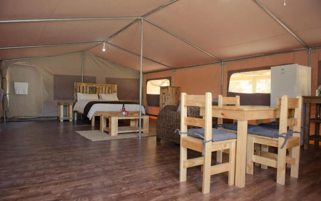 African Game Lodge