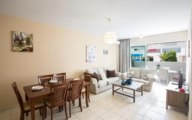 Merab Holidays Apartment Castalia 62