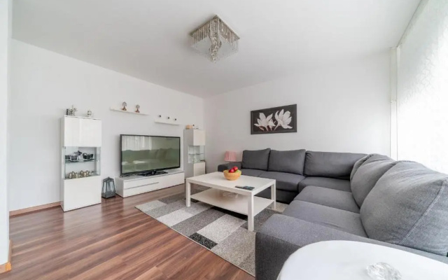 Id 6351 | Private Apartment