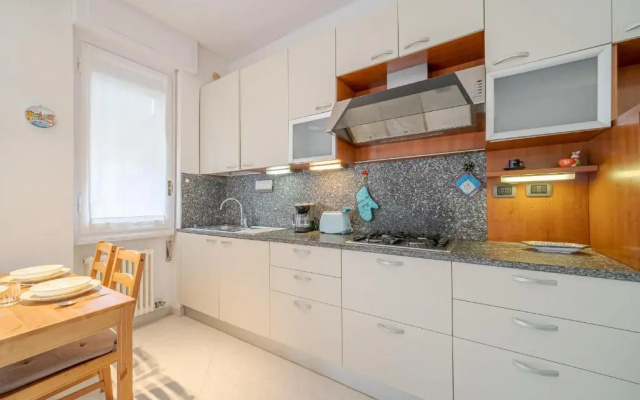Guesthost - Santa Margherita Quiet Apartment With Balcony