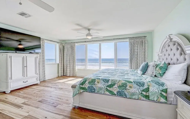 Ocean Paradise 4 Bedroom Home