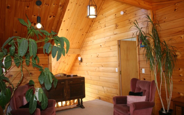 Walnut Grove Lodge