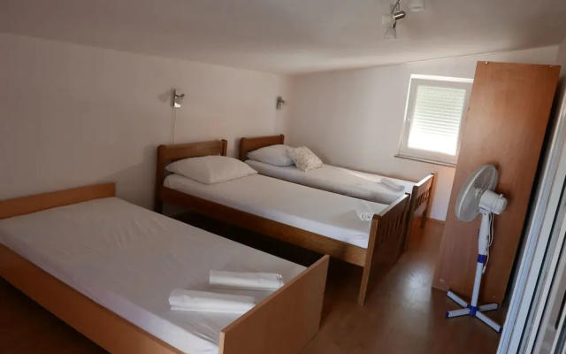 Apartments Karolina