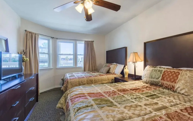 Gulfpoint Condominium A1214