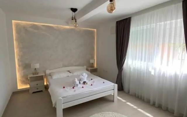 Dzaleta Boutique Suites & Pool