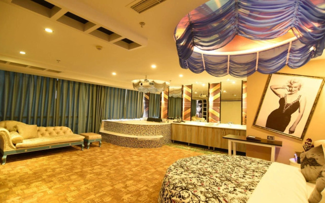 Vegas Cultural Hotel Shaoling Branch