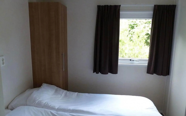 Chalet in Holiday Park With Private Terrace