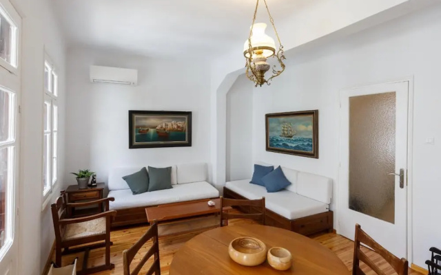 Esperos Apartment in Sporades