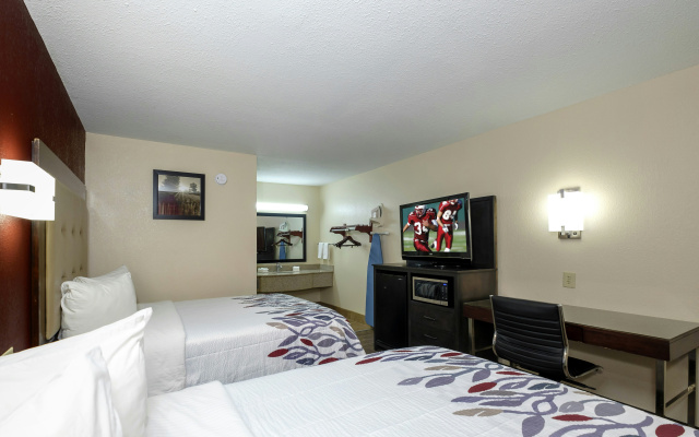 Red Roof Inn Columbus, MS