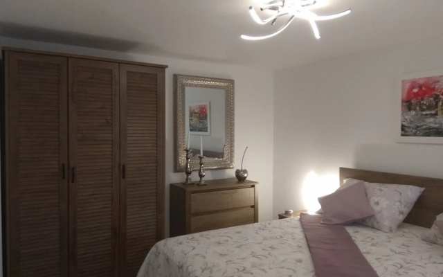 Apartments and Rooms LEA