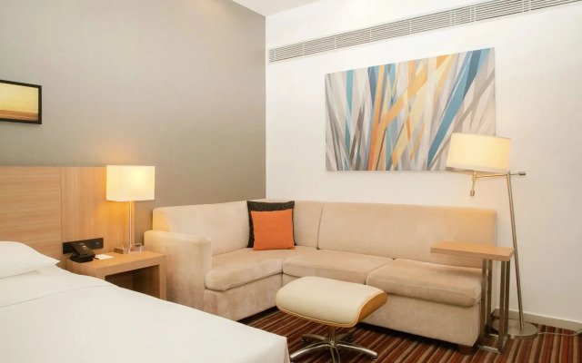 Hyatt Place Shenzhen Airport