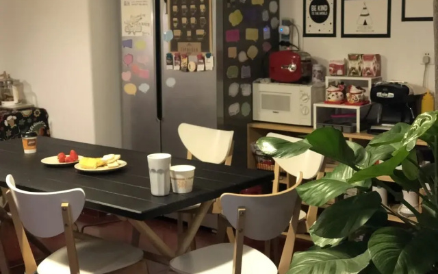 Simple Hostel