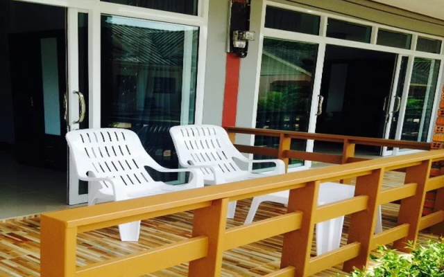 Lanta Fasia House