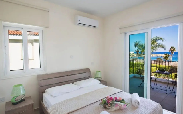 Villa Shaye AQ Me16