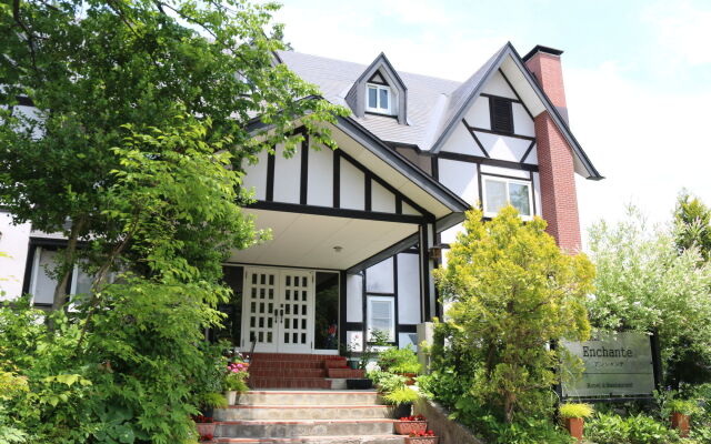 Petit Hotel Enchante Хакуба вид на фасад
