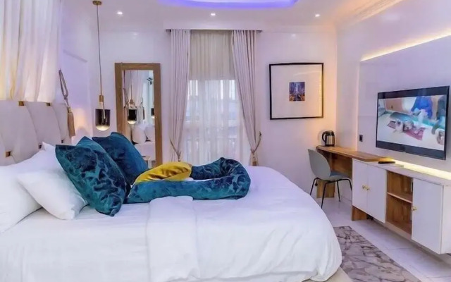 Montcrest Hotel & Lounge
