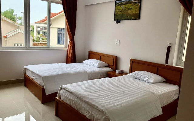 Ideal Villa