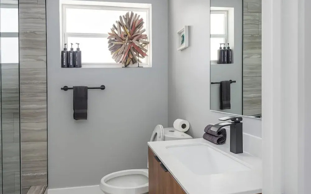 Hollywood Beach Family-friendly 1BR