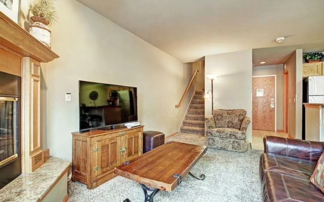 River Mtn Lodge W322