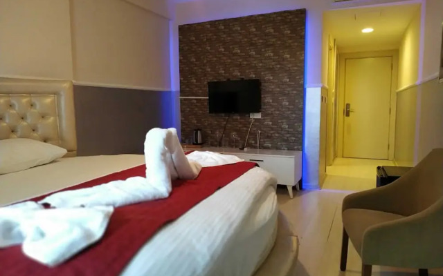Gold Suite