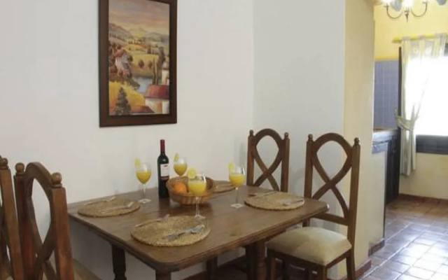 Casa Las Chozas