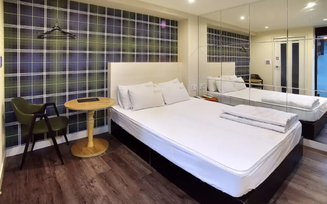 Seven Motel Songjeong