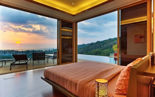 "panoramic Seaview 650sqm 4br Pool Villa 2 min Drive to Naithon Beach"