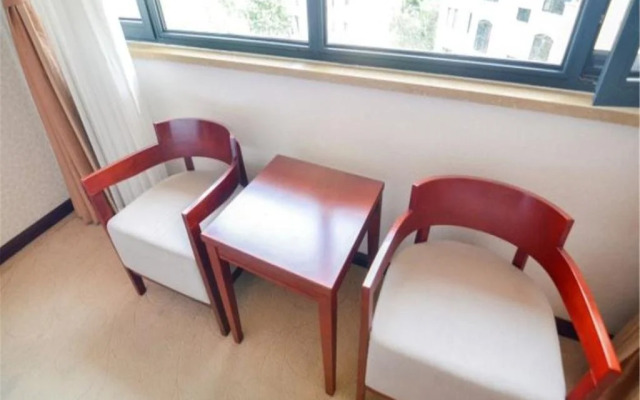 Dalian Jinshiaimei Hotel