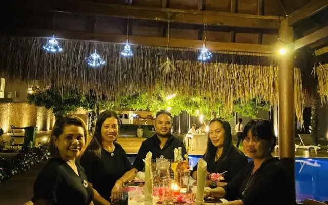 Kambaniru Beach Hotel & Resort