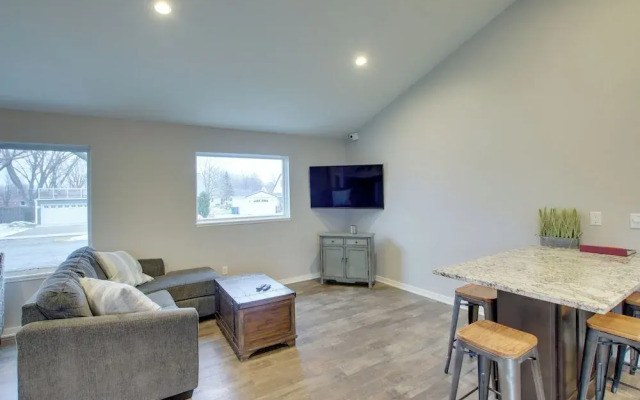 Green Bay Getaway Near Lambeau Field & Resch!
