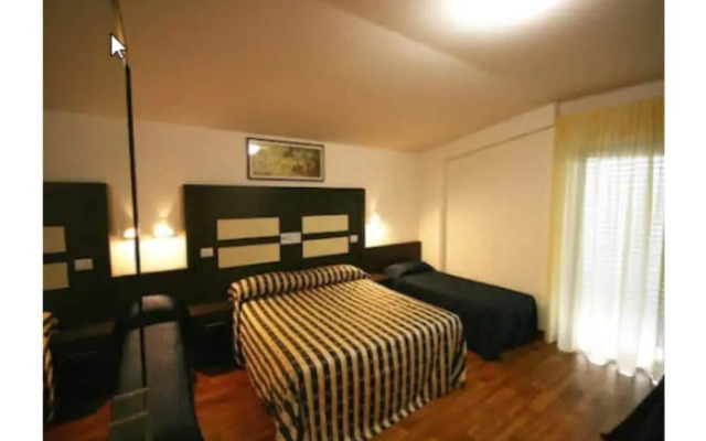 Hotel Milton