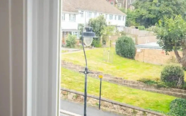 Charming 2BR Sanctuary St Leonards on Sea - Flat 4