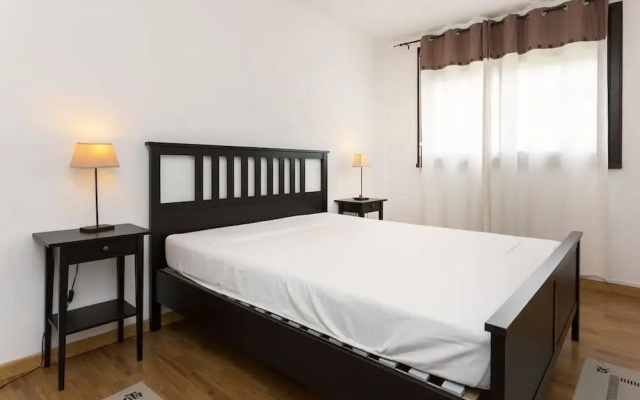 Modern Appart 75m2 - 2 rooms -parking