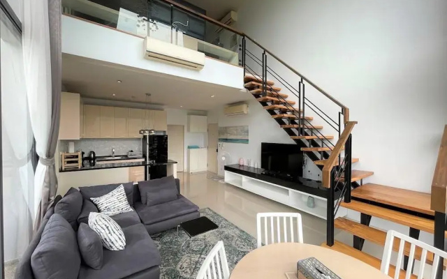 Deluxe apartment at Icon Park Condo