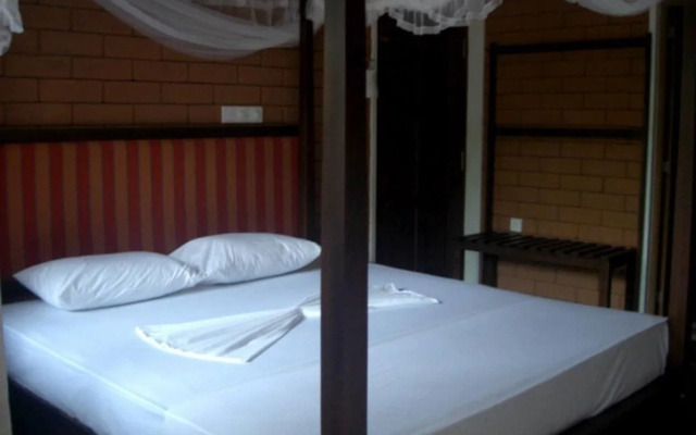 Eco Square Resort